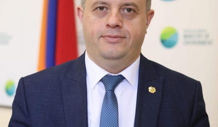 Левон Азизян