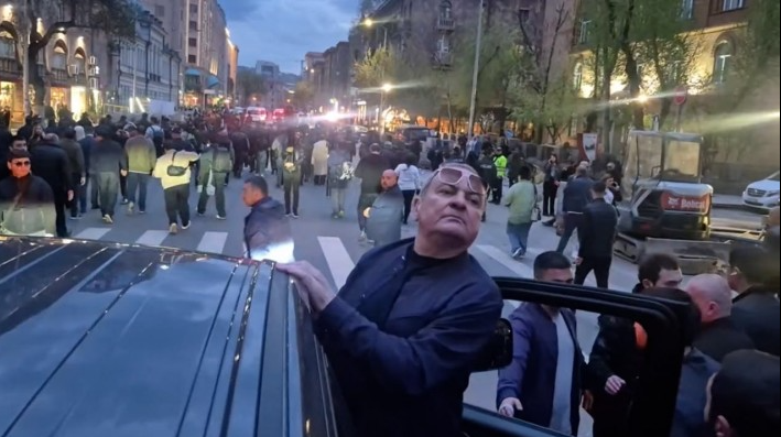 Самвел Карапетян