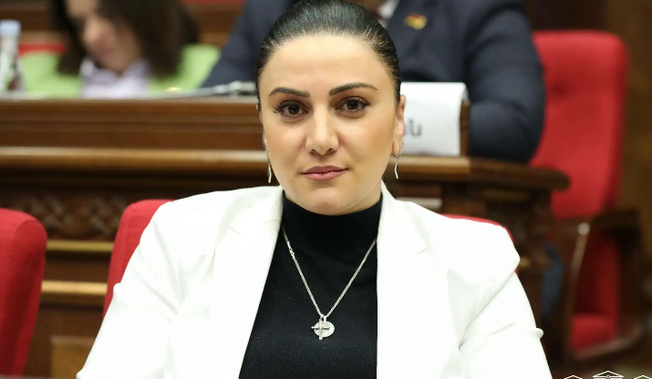 Манавазян