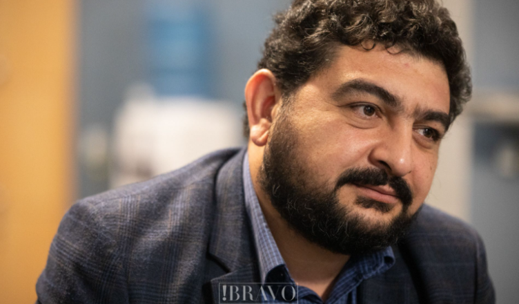 Актер Арман Навасардян