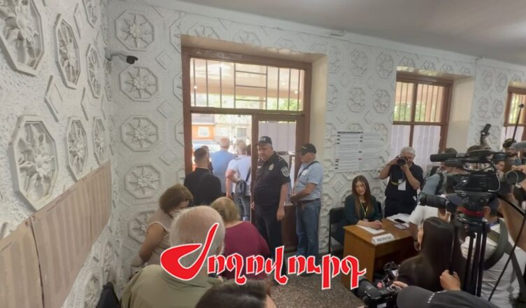 Самвел Карапетян